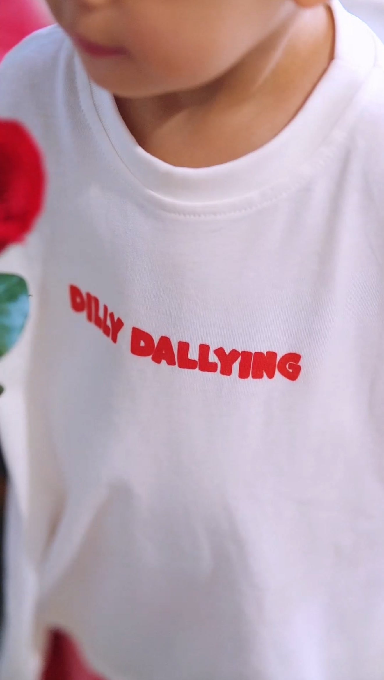 Dilly Dallying Tee